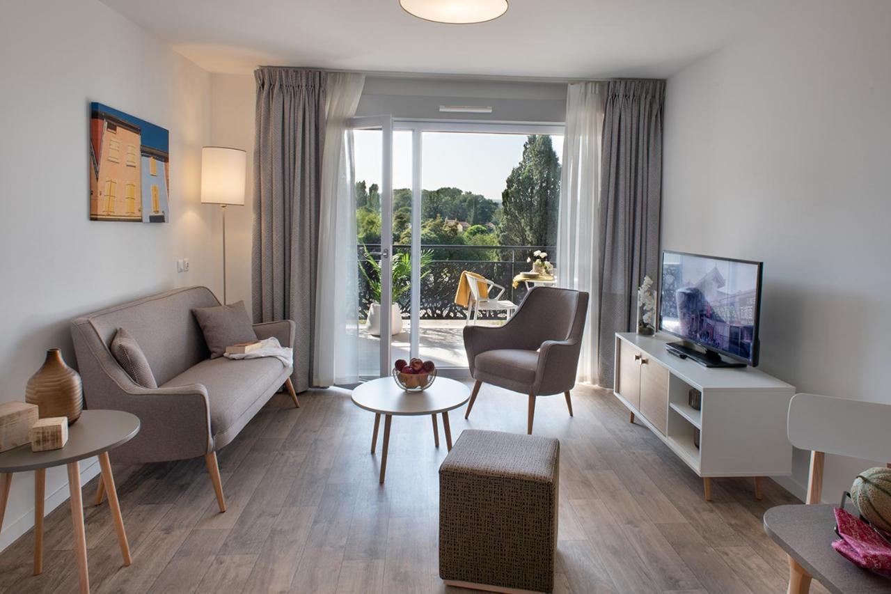 Residence Service Senior Domitys Les Alexis Montélimar Exteriér fotografie