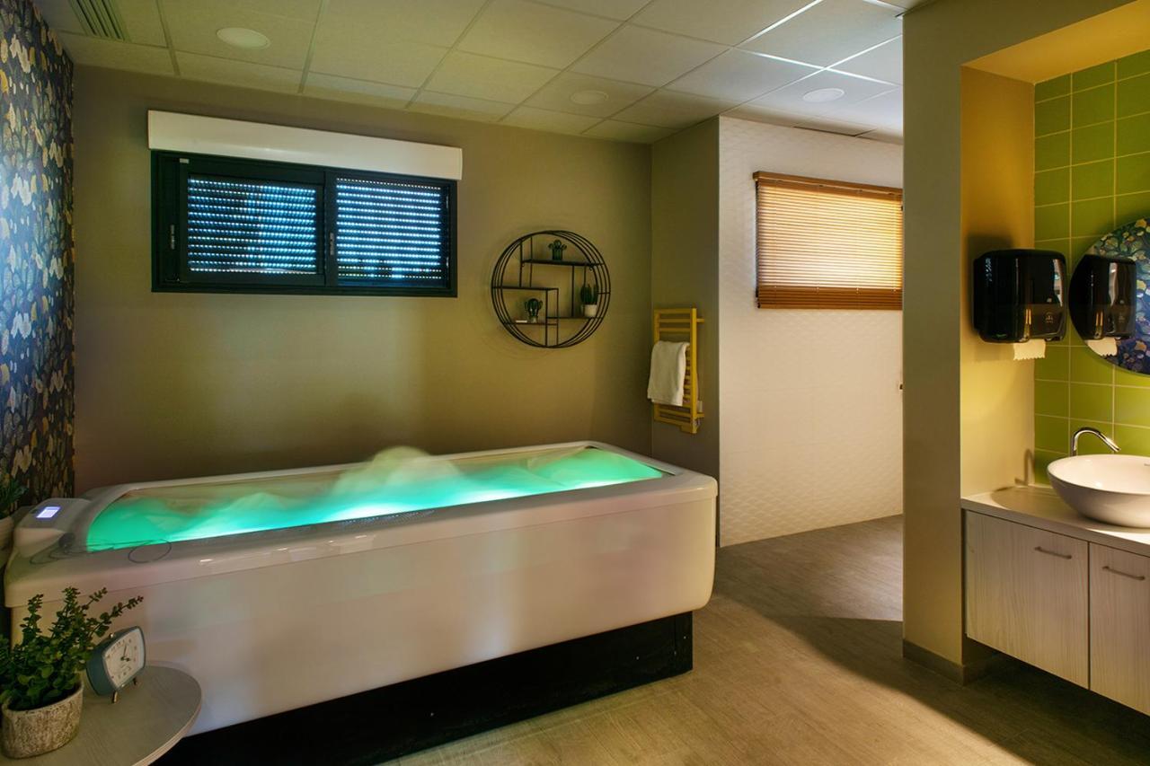 Residence Service Senior Domitys Les Alexis Montélimar Exteriér fotografie